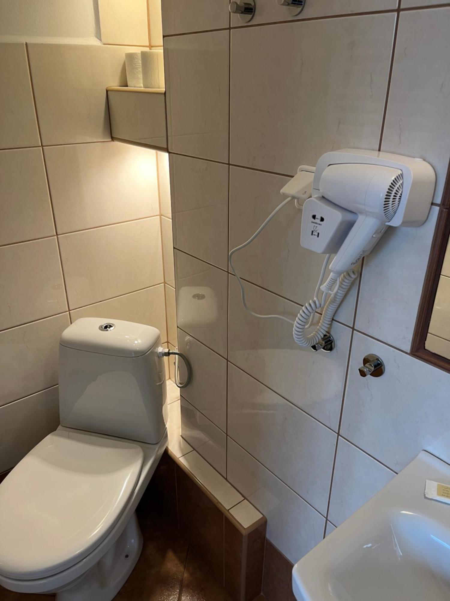 Route 7 Rooms ميشلينيتسه المظهر الخارجي الصورة